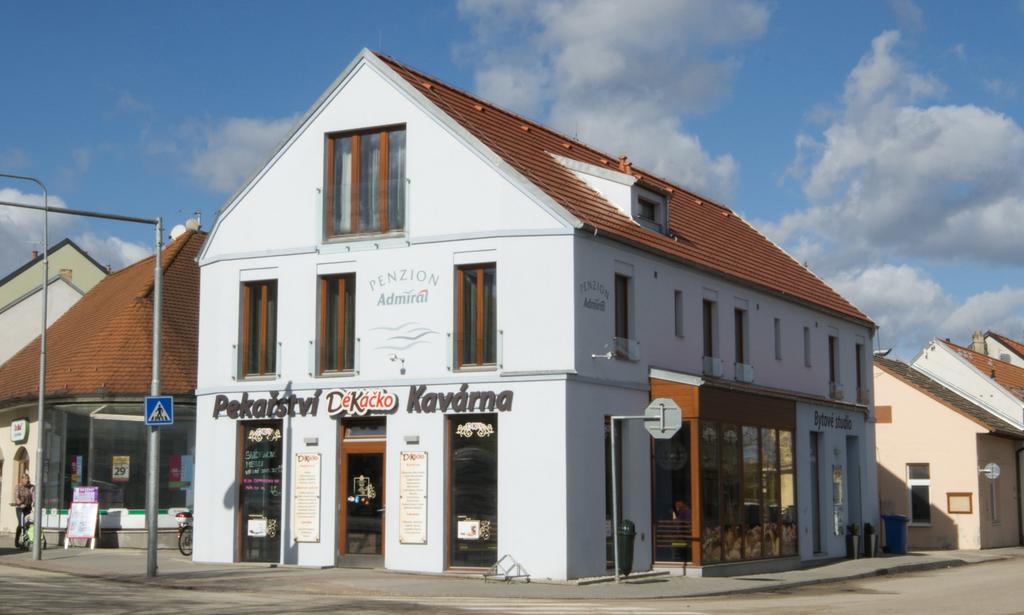 Penzion Admiral Trebon Bagian luar foto