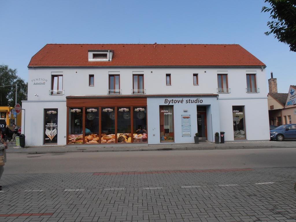 Penzion Admiral Trebon Bagian luar foto